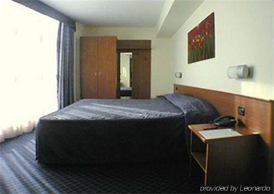 Hotel Gallia Pianezza Rum bild